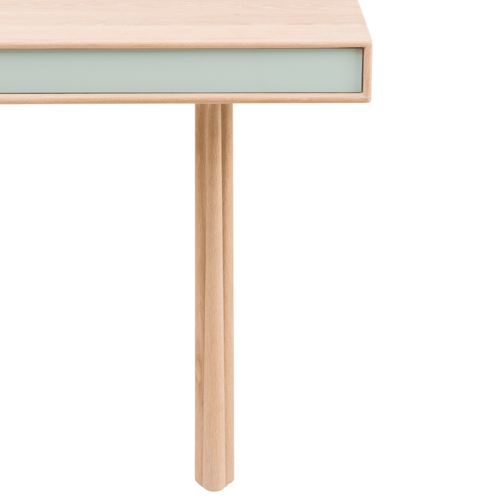 TheInvisibleCollection_DeLaEspada_Elliot_desk (3)
