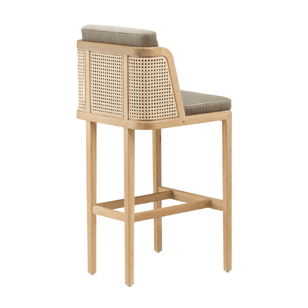 TheInvisibleCollection_DeLaEspada_Throne_Bar_Stool_Rattan (3)