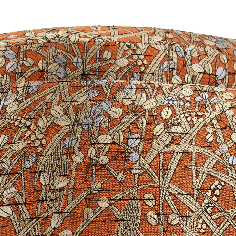 TheInvisibleCollection_Sandra_Benhamou_Dolly_Ottoman (2)
