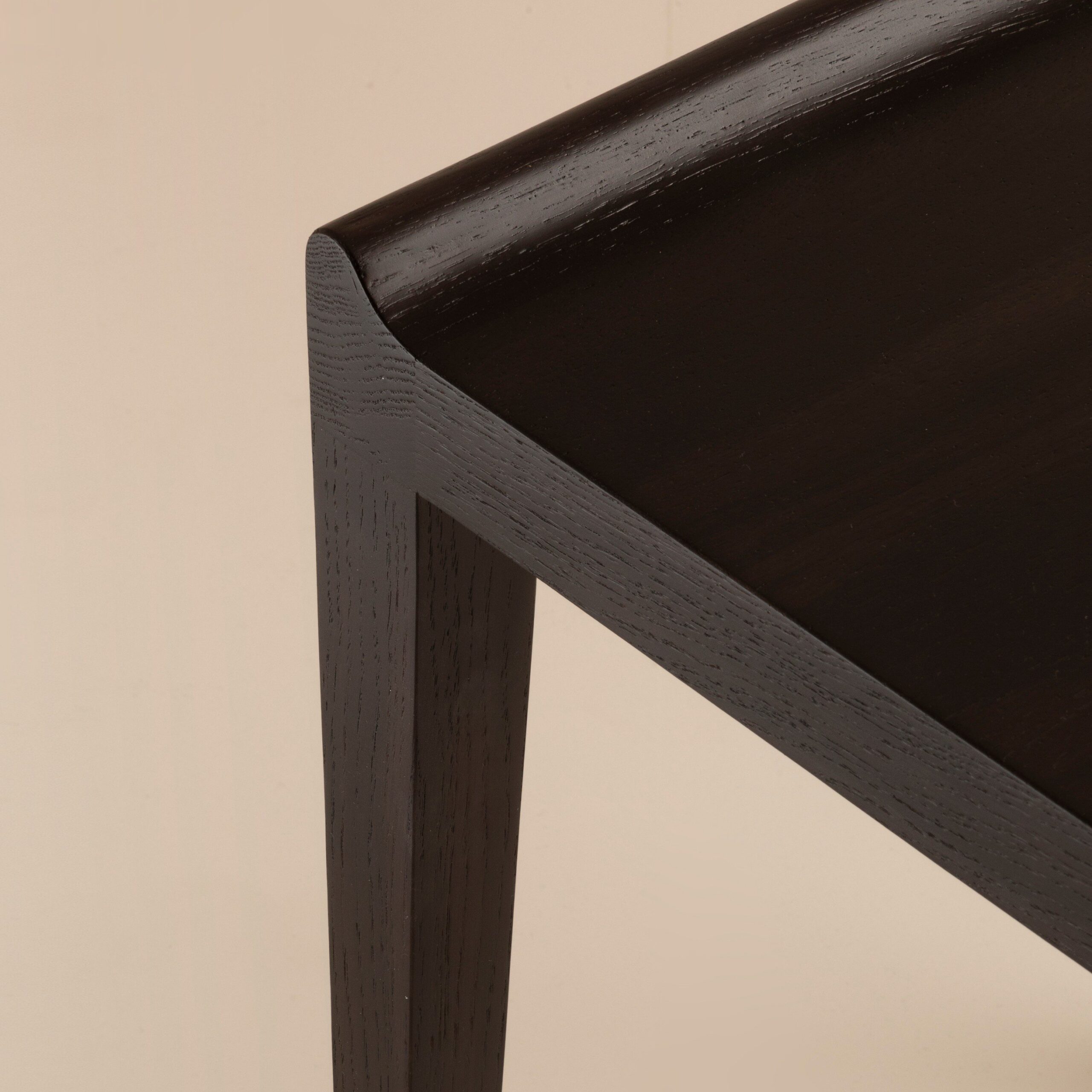 InvisibleCollection_Ecart_PagodeSideTable1935_3