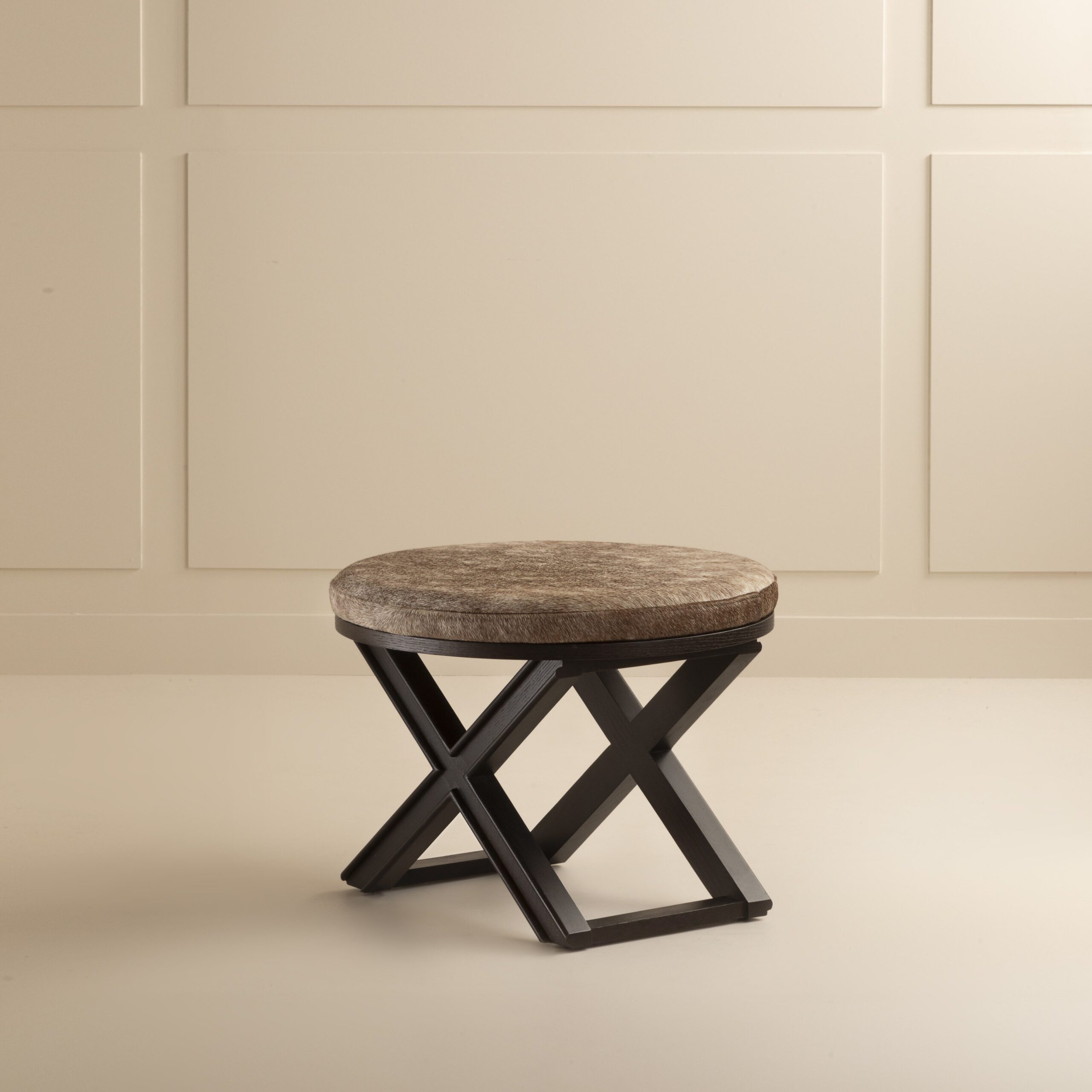 InvisibleCollection_Ecart_XStool1934_1