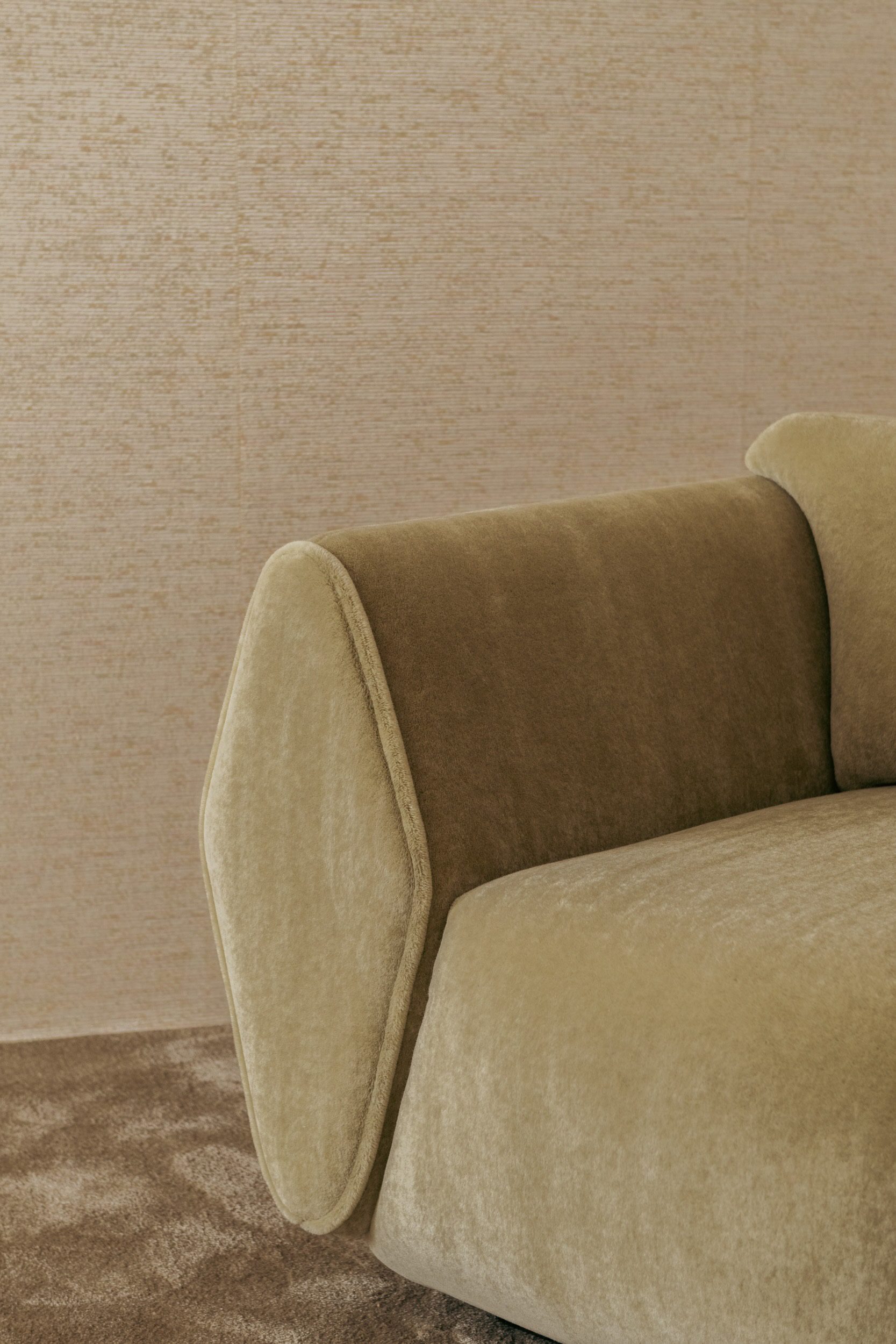 InvisibleCollection_Studioparisien_HydraArmchair_10