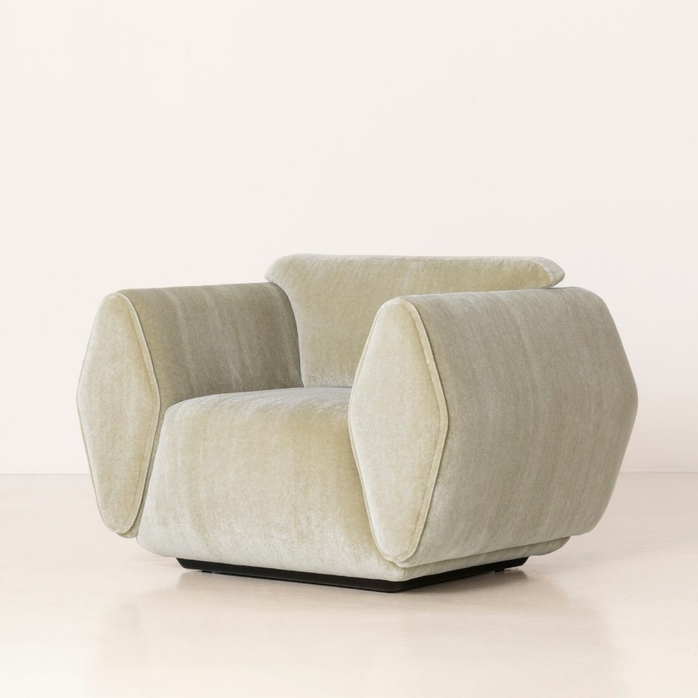 InvisibleCollection_Studioparisien_HydraArmchair_4